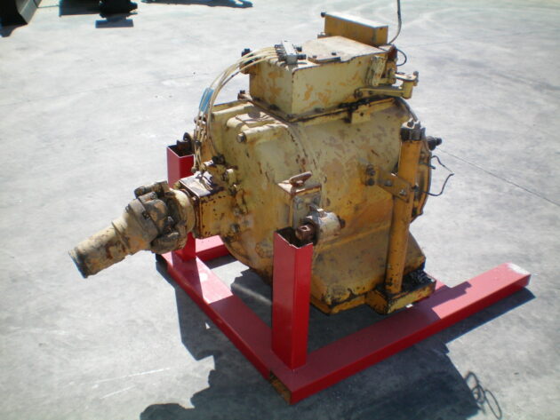KOMATSU  HD325-2  566-15-00014 - SERVOTRANSMISIÓN - Imagen 3