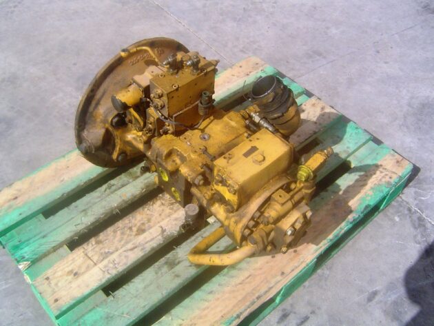 KOMATSU  PC180-3   - BOMBA HIDRÁULICA PRINCIPAL - Imagen 2
