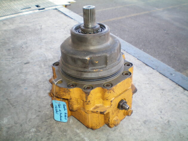 KOMATSU  PC180-3   - MOTOR DE TRANSLACIÓN - Imagen 7