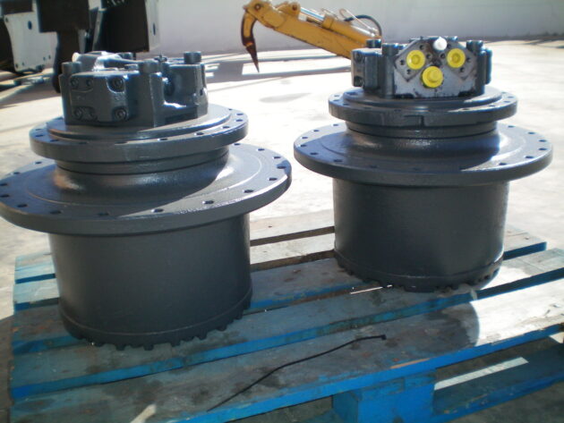 KOMATSU  PC210-8  20Y-27-00500 (*) - MANDO FINAL Y MOTOR DE TRANSLACIÓN - Imagen 3