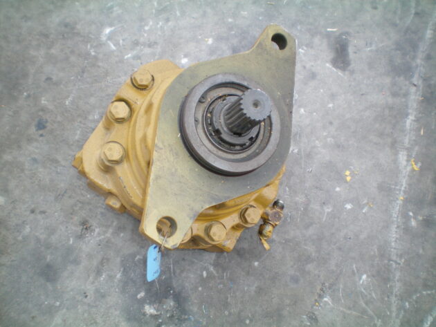 KOMATSU  PC210LC-5K  706-75-01081 - MOTOR DE GIRO - Imagen 3