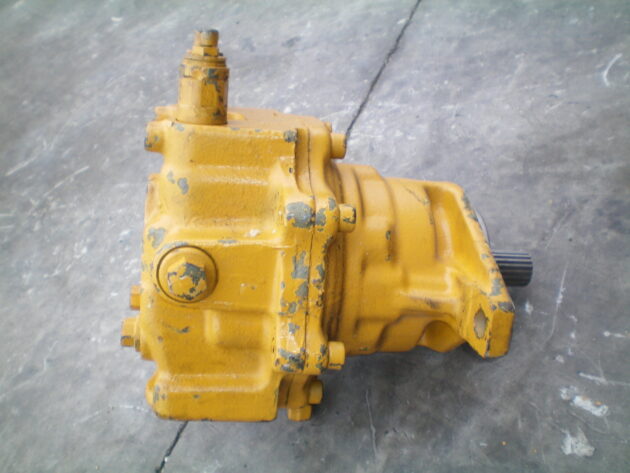 KOMATSU  PC210LC-5K  706-75-01081 - MOTOR DE GIRO