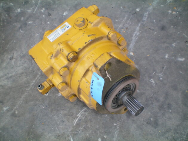 KOMATSU   PC220  706-75-05700 - MOTOR DE GIRO - Imagen 2