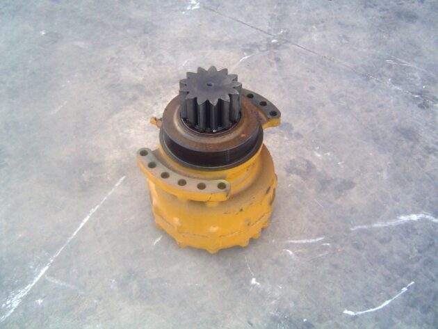 KOMATSU   PC220  205-26-00021 (*) - REDUCTOR DE GIRO - Imagen 5