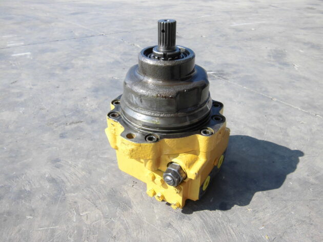 KOMATSU   PC2403  706-75-10402 - MOTOR DE TRANSLACIÓN - Imagen 2