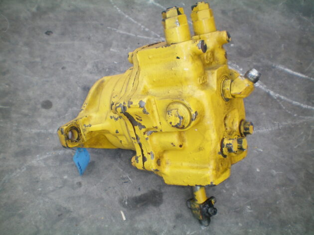 KOMATSU   PC240NLC6K  706-75-01101 - MOTOR DE GIRO - Imagen 3