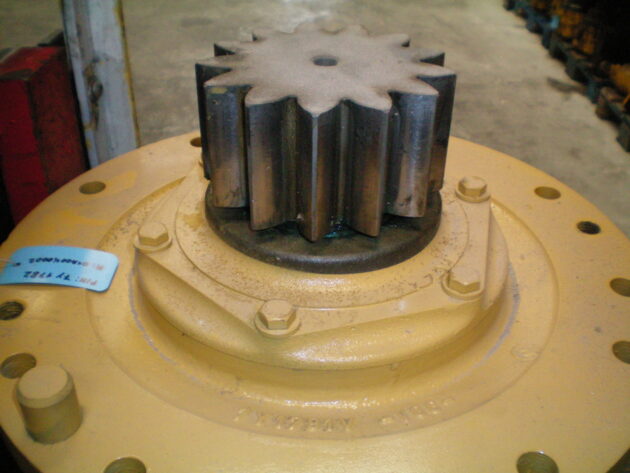 CATERPILLAR   320L  7Y-1782 - REDUCTOR DE GIRO - Imagen 3