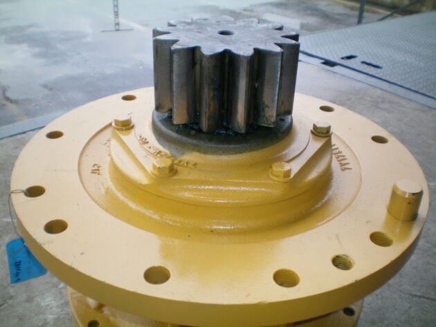 CATERPILLAR   320L  7Y-1782 - REDUCTOR DE GIRO - Imagen 5