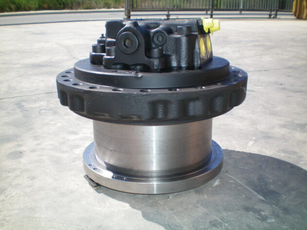 KOMATSU   PC340NLC6K  708-2H-00270 - MOTOR DE TRANSLACIÓN - Imagen 3