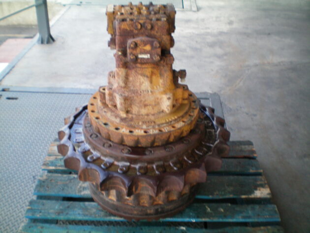 KOMATSU   PC3603   - MANDO FINAL CON MOTOR DE TRANSLACIÓN - Imagen 2