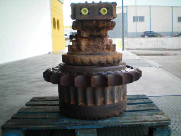 KOMATSU   PC3603   - MANDO FINAL CON MOTOR DE TRANSLACIÓN - Imagen 5