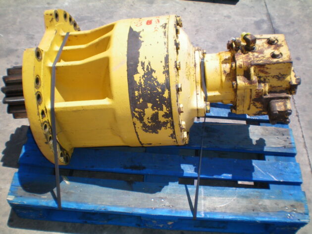 KOMATSU   PC4506K  208-26-00153 - REDUCTOR DE GIRO - Imagen 5