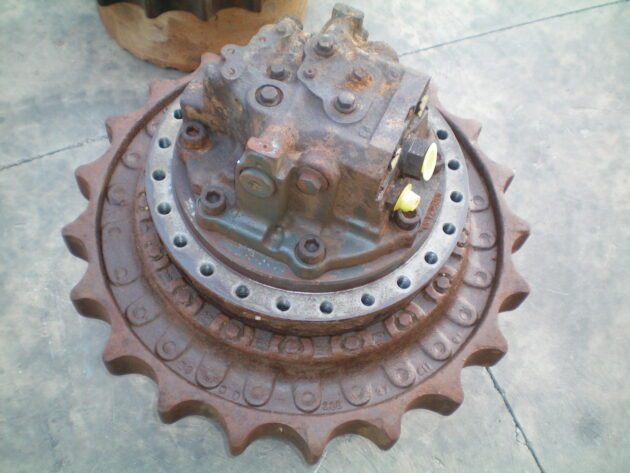 KOMATSU  PC450-6K  208-27-00152 / 706-88-00150 - MANDO FINAL Y MOTOR DE TRANSLACIÓN - Imagen 4