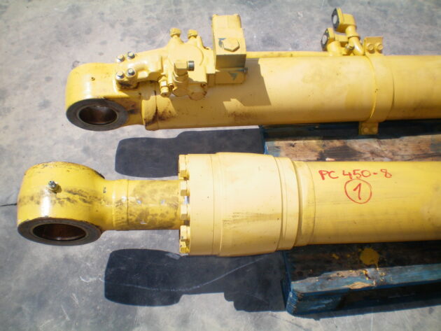 KOMATSU   PC4508K  707-01-XU970 - BOTELLA DE ELEVACIÓN PLUMA - Imagen 3