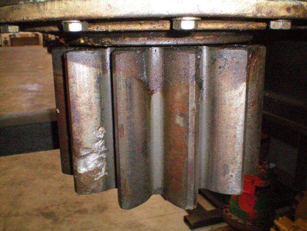 KOMATSU   PC750SE6K  209-26-71212 (Case) - REDUCTOR DE GIRO - Imagen 8
