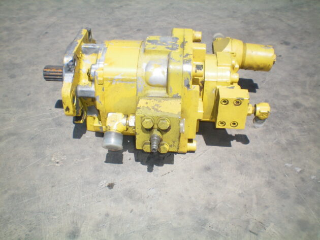KOMATSU  PC750SE-6K  705-52-31070 - BOMBA SECUNDARIA - Imagen 4