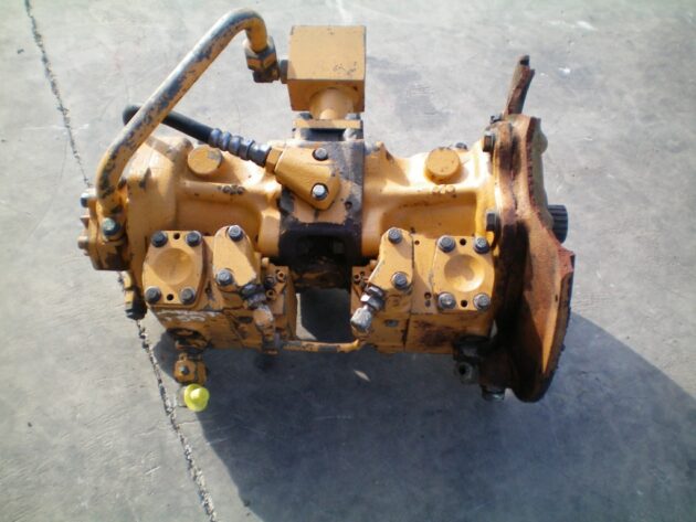 KOMATSU  PW150  708-23-01021 - BOMBA HIDRÁULICA PRINCIPAL (CARCASA ROTA) - Imagen 3