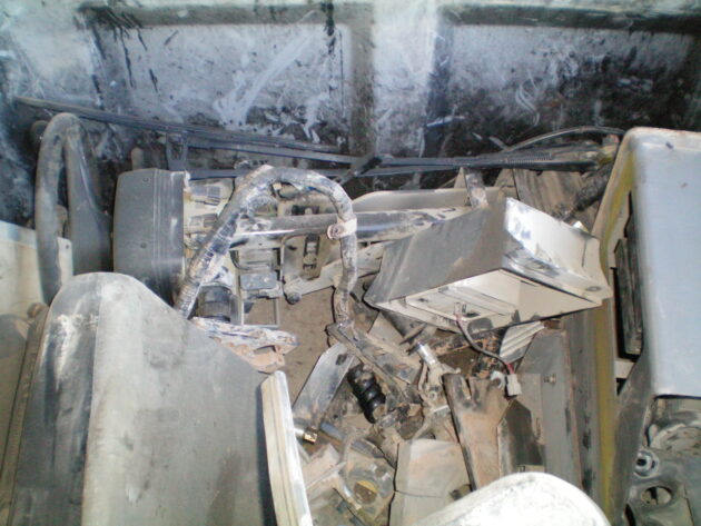 KOMATSU  WA270-3   - INTERIOR DE CABINA COMPLETO - Imagen 3