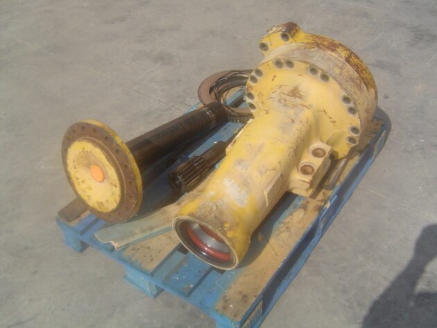 KOMATSU  WA380-3  423-22-23220 / 423-22-23210 - CARCASA DE EJE, CON PALIER, DISCOS Y MANGÓN - Imagen 2