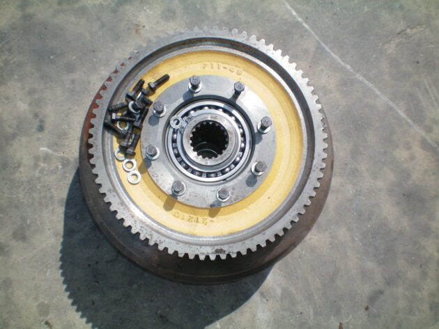 KOMATSU   WA4201  711-49-21002 - CONVERTIDOR