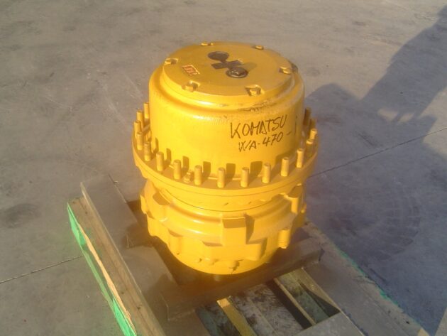 KOMATSU   WA4701  421-22-12081 - MANDO FINAL DELANTERO - Imagen 2
