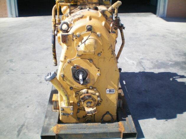 KOMATSU  WA500-1  425-15-00010 - SERVOTRANSMISIÓN - Imagen 5