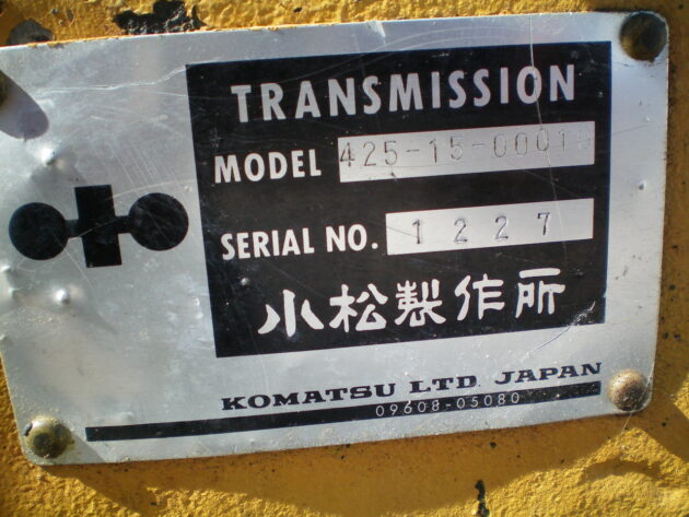 KOMATSU  WA500-1  425-15-00010 - SERVOTRANSMISIÓN - Imagen 9