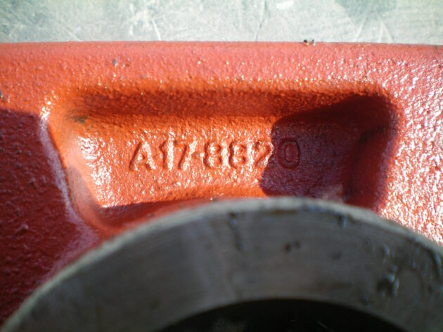 CASE   580K   - CARRIER DEL MANGON TRASERO DERECHO CON PIÑÓN CENTRAL - Imagen 5