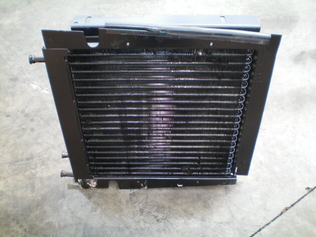 CASE   580SM  301239A1 / 320877A1 - ENFRIADOR DOBLE DE ACEITE - Imagen 3
