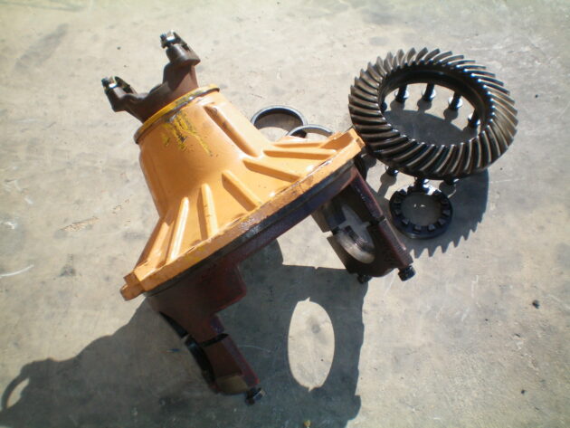CASE   721C  119221A1 - CARCASA DEL GRUPO DIFERENCIAL DELANTERO