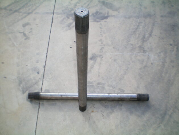 CASE   721C  384382A1 - PALIER TRASERO