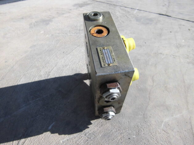 CASE   988P  N5243368 - TACO DE CEBADO DE MOTOR DE GIRO - Imagen 4