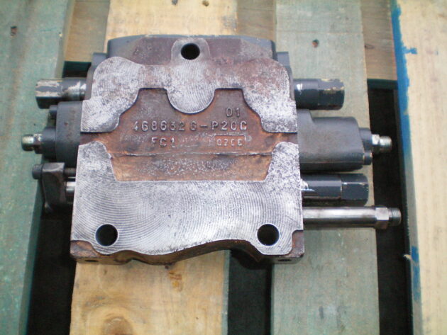 CASE   1188CKB   - ELEMENTO DISTRIBUIDOR DE TRANSLACIÓN - Imagen 4