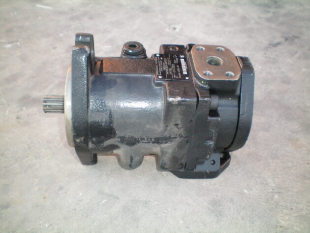 CASE   1488   - BOMBA DE GIRO HYDROMATIK P4843520V