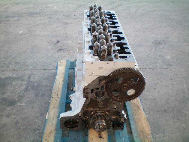 O&K  L45B   - BLOQUE MOTOR CUMMINS LTA10 ALIGERADO CON CULATA - Imagen 4