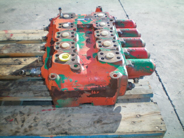 O&K  RH6 PMS  2122695 - DISTRIBUIDOR PRINCIPAL - Imagen 4