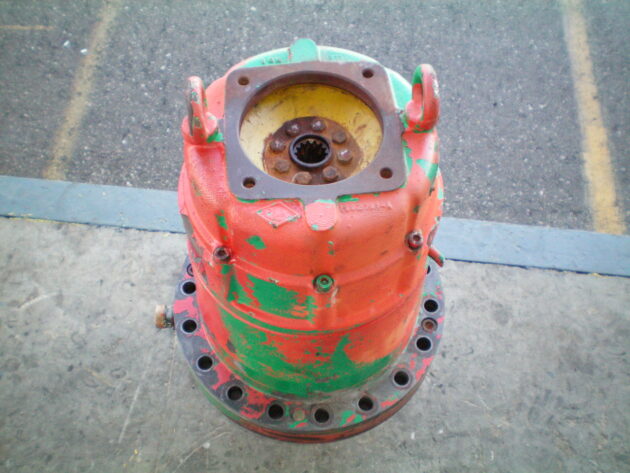 O&K  RH6 PMS   - REDUCTOR DE GIRO (CARRIER INFERIOR MAL) - Imagen 2