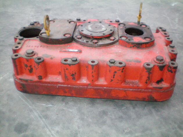 O&K  RH30   - CAJA DE BOMBAS - Imagen 2
