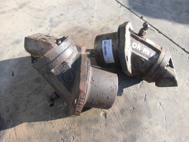 O&K   RH30D   - MOTOR DE TRANSLACIÓN