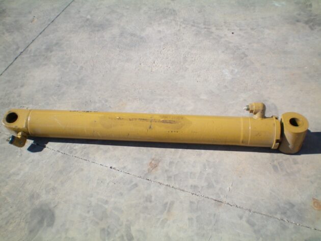CATERPILLAR   438B  6E-3693 - BOTELLA DE ELEVACIÓN CUCHARA - Imagen 3