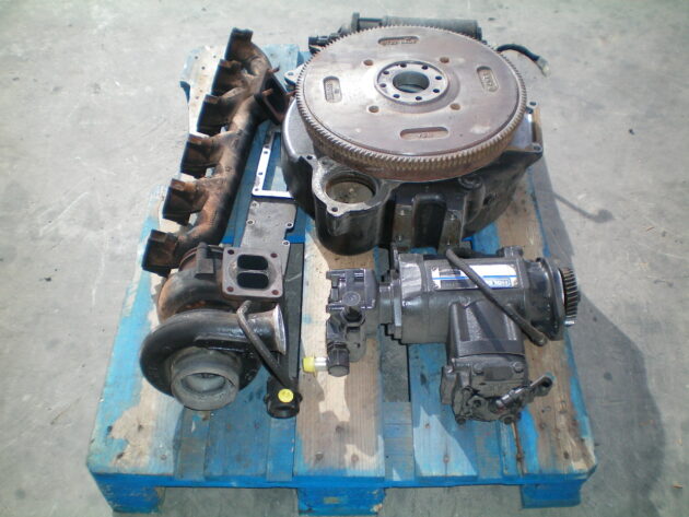 VARIOS     - COLECTOR DE ESCAPE MOTOR CUMMINS 8.3 - Imagen 3