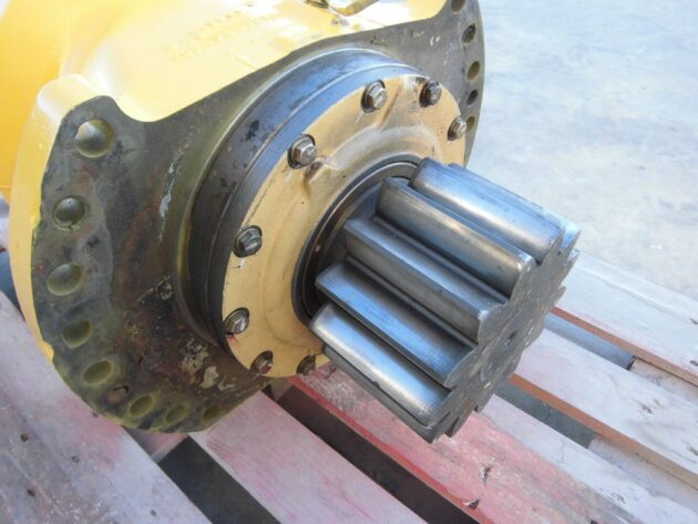 KOMATSU   PC750SE6K  209-26-72130 - REDUCTOR DE GIRO - Imagen 6