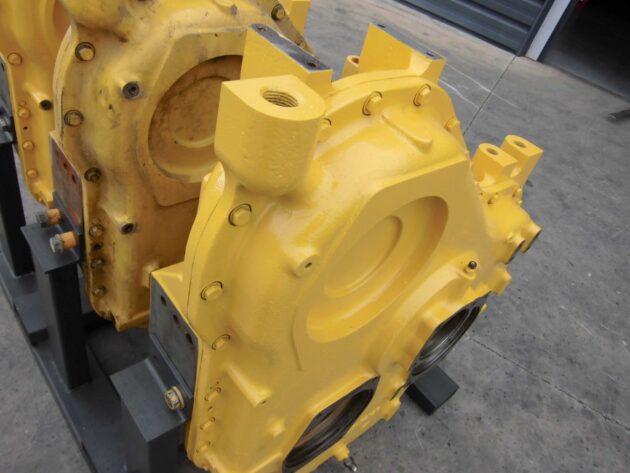 KOMATSU   PC750SE6K  209-38-00031 - CAJA DE ARRASTRE DE BOMBAS - Imagen 8
