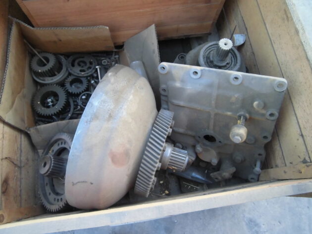 KOMATSU   D65EX12  14Z-15-00010 - SERVOTRANSMISIÓN - Imagen 2