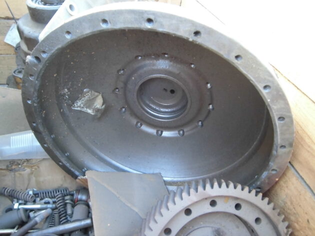 KOMATSU   D65EX12  14Z-15-00010 - SERVOTRANSMISIÓN - Imagen 7