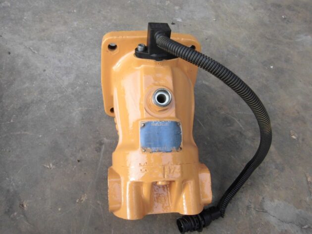 CASE  WX210  8911096 - MOTOR DE GIRO