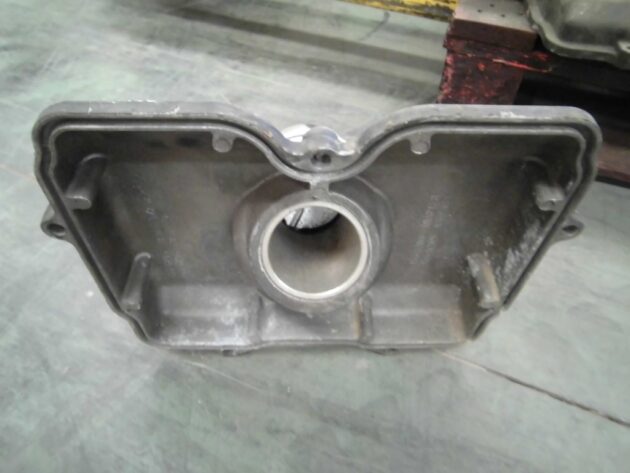 VARIOS  VARIOS   - TAPA DE BALANCINES MOTOR 3508 - Imagen 2