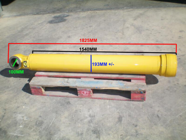 KOMATSU   PC450LC6K  208-63-73140 - CAMISA DE BOTELLA DE CAZO - Imagen 5