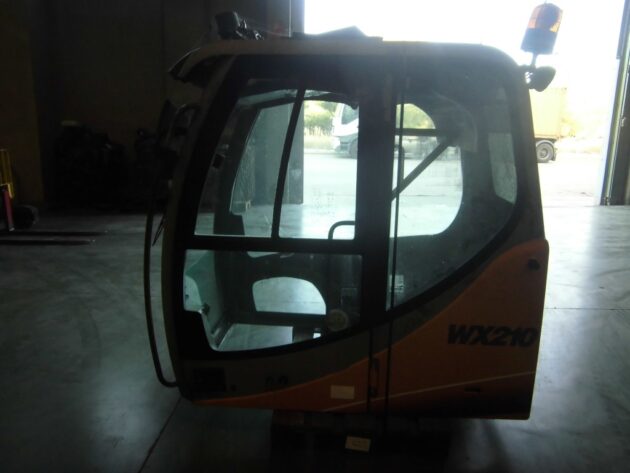 CASE  WX210   - ESTRUCTURA DE CABINA