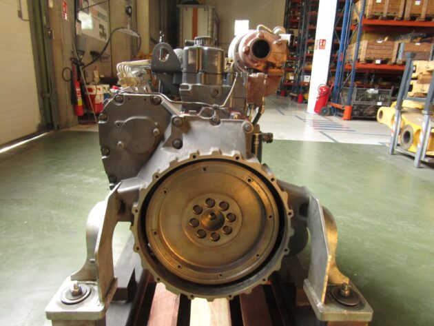 CASE  WX210  2929875 (*) - MOTOR TÉRMICO IVECO F4BE0684A*D402 - Imagen 4